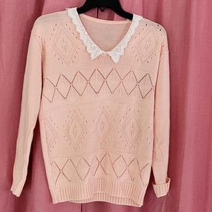 Vintage knitted sweater with lace collar